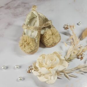 Rising Star Gold Sparkle Dress Shoes, size 3-6 Mo